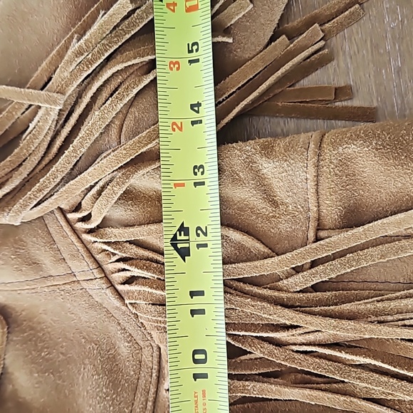 VINTAGE BRANDED GARMENTS SUEDE FRINGED KIDS LEATHER JACKET - Picture 15 of 16